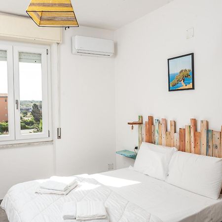 Guest House - Affittacamere Green Apartment - By Faendho Porto Torres Exteriör bild