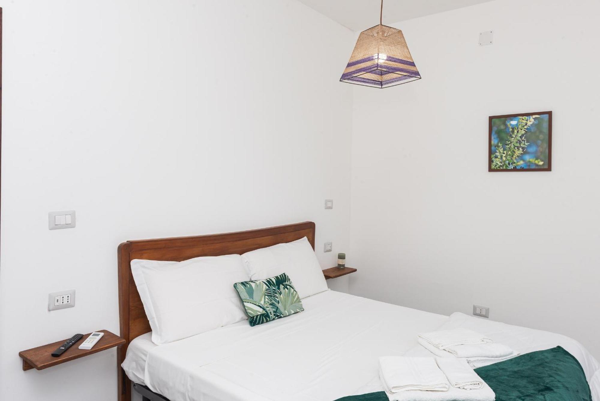Guest House - Affittacamere Green Apartment - By Faendho Porto Torres Exteriör bild